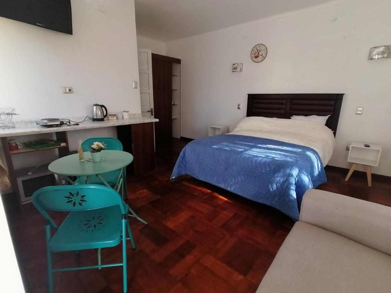 Vinadelmarloftcerrocastillo Vina del Mar